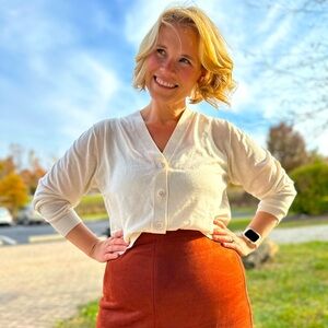 Meet your Posher, Emily